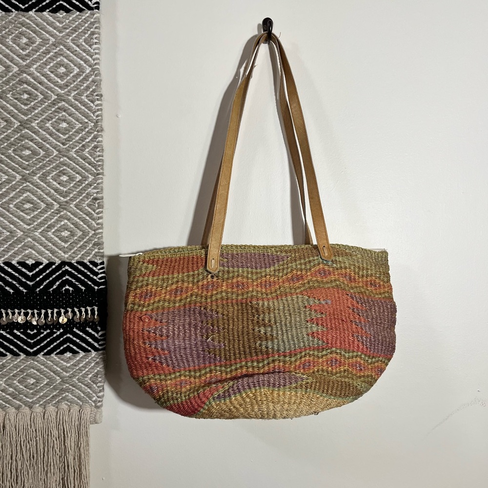 Vintage boho 1970s basket bag